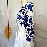 Šaty - Spoločenské šaty Floral Folk - " White & blue " - 15726867_