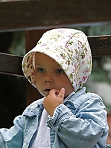 Detské čiapky - Letný detský čepiec ružová záhrada ivory - 15730349_