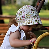 Detské čiapky - Letný detský čepiec ružová záhrada ivory - 15730359_