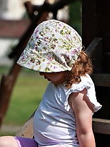 Detské čiapky - Letný detský čepiec ružová záhrada ivory - 15730361_