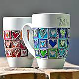 Nádoby - Porcelánový hrnek John se srdíčky - 15731015_