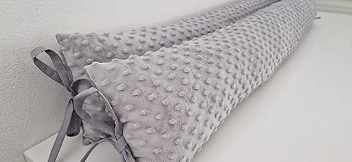 Detský textil - Dlhý vankúš do postieľky ... MINKY  (120 x 20 cm - Šedá) - 15733989_