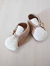 Detské topánky - Papučky s dreveným gombíkom - 15735256_