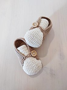 Detské topánky - Papučky s dreveným gombíkom - 15735255_