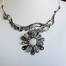 Náhrdelníky - Kopretiny - náhrdelník s achátem - 15740924_