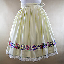 Sukne - Maslová skladaná folklórna sukňa s výšivkou - 15739367_