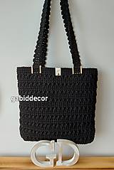 Háčkovaná elegantná kabelka/taška na rameno (Čierna/zlaté kovové úchytky na rúčky)