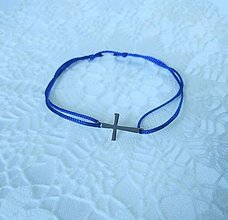 Náramky - Šnúrkový náramok s krížikom z nerezu (Modrá šnúrka) - 15742773_