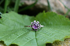 Prstene - Jemný prsteň s ametystom - 15743566_