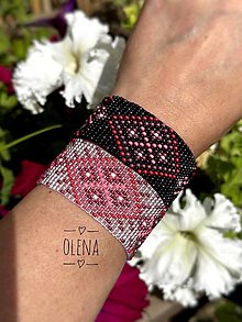 Náramky - Náramok tkaný z rokajlových korálok Preciosa, slovanský etnický ornament, ručná výroba - 15743269_