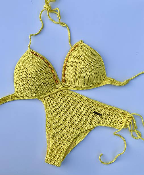 Háčkované plavky jasné žlté