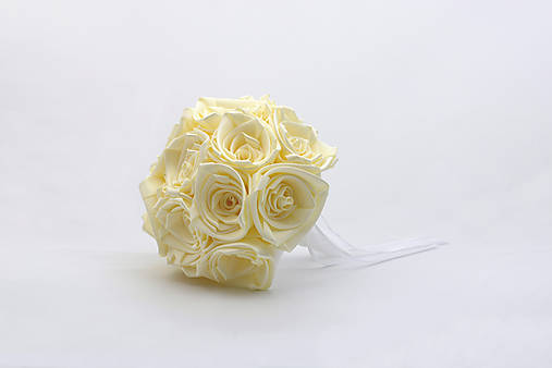 Saténová kytica svadobná vanilková ruže