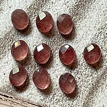 Minerály - Cherry krištáľ brúsený prírodný kabošon ovál / 10x8 mm - 15750231_