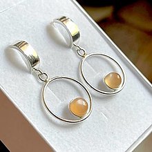 Náušnice - Peach Moonstone Circle Earrings AG 925 / Strieborné náušnice s mesačným kameňom - 15751675_