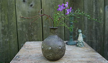Dekorácie - Menšia keramická váza - 15751198_