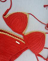 Plavky - Háčkované plavky červené so zlatým lemom - 15753044_