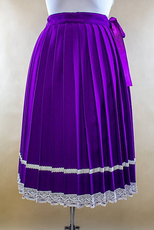 Ručne plisovaná sukňa – Zuzana
