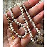 Náhrdelníky - Mini Freshwater Pearls Necklace / Náhrdelník z drobných oválnych sladkovodných perál - 15757092_