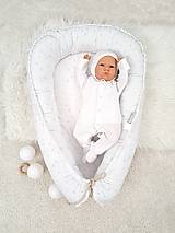 Detský textil - Hniezdo pre bábätko CUTE šedá čiarka na bielej - 15759811_