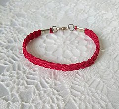 Náramky - Ručne pletený červený náramok - 15759944_