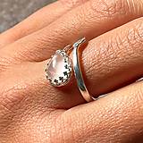 Prstene - Teardrop Rose Quartz AG925 Ring / Strieborný prsteň v tvare slzy s ruženínom E002 - 15762079_