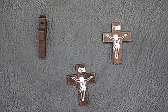 Korálky - Krížik drevený st. 32x22 (3 možnosti) (Hnedá) - 15762021_