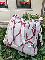 Veľké tašky - Taška srdiečková so šnúrkou - 15761935_