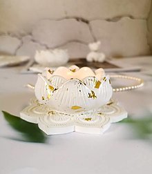 Svietidlá - Nádoba lotos na čajovú sviečku (Biela so zlatou fóliou) - 15761366_