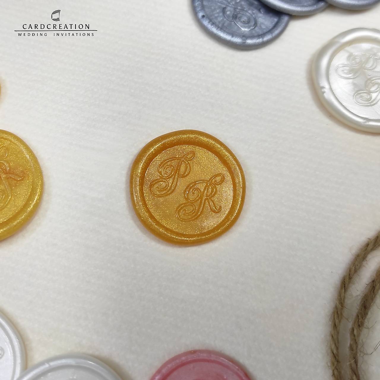 Pečať na obálku zlatá