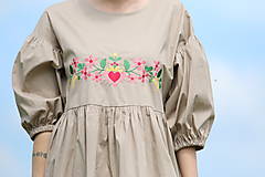 Šaty - Vyšívané bavlnené šaty Melódia ticha - 15765904_
