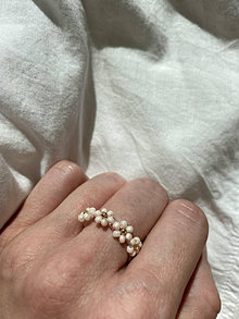 Prstene - Korálikový prsteň kvietkovaný - 15766352_