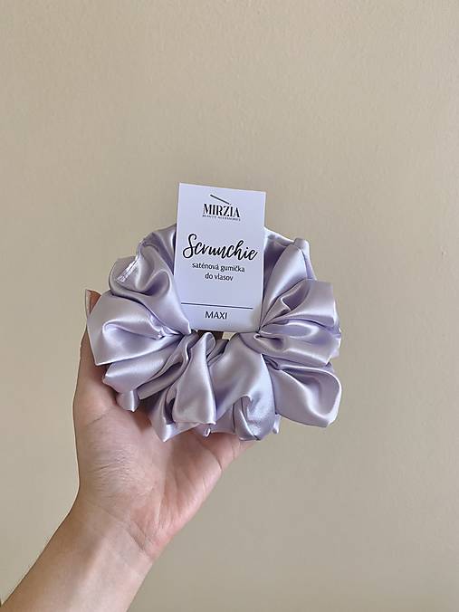  - Saténová scrunchie | MAXI (Svetlá levanduľová) - 15767790_