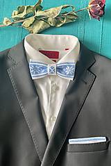 Pánske doplnky - Vyšívaný folkový motýlik s vreckovkou - 15769419_