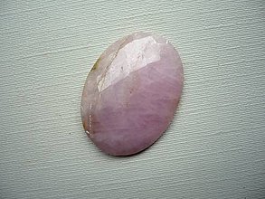 Minerály - Kabošon - růžový safír 25 mm, č.5f - 15773745_