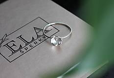 Prstene - Strieborný prsteň margarétka - 15779014_