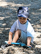 Detské čiapky - Letný detský šilt trojuholníky čierne - prémiová bavlna - 15780333_