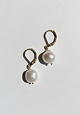 Náušnice - Selene - jednoduché náušnice s bielymi barokovými perlami - 15786265_