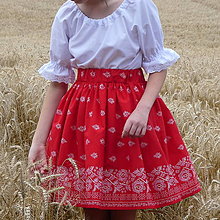 Sukne - Sukienka Bordúra folk na červenej - 15789074_