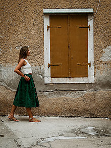 Sukne - Perlička - ľanová sukňa s klasickými vreckami - 15789992_