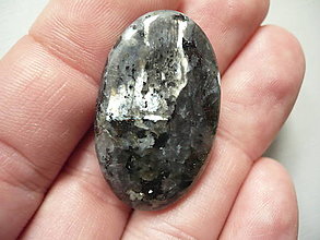 Minerály - Kabošon - larvikit 34 mm, č.15f - 15790080_