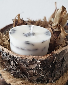 Svietidlá a sviečky - Bylinková čajová sviečka Levanduľa zo 100 % sójového vosku - 15794927_