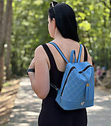 Batohy - Štýlový dámsky kožený ruksak z prírodnej kože v modrej farbe - 15796122_