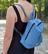 Batohy - Štýlový dámsky kožený ruksak z prírodnej kože v modrej farbe - 15796124_