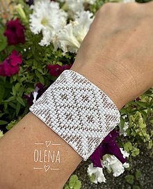 Náramky - Náramok talizman tkaný z rokajlových korálok Preciosa, slovanský etnický ornament, ručná výroba - 15796589_