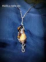 Náhrdelníky - náhrdelník s mušľou a tigrím okom - 15805686_