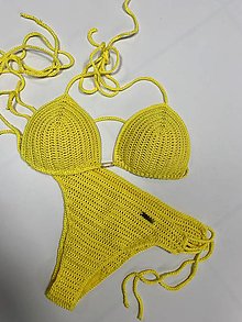Plavky - Háčkované plavky žlté s uväzovaním okolo pása - 15813079_