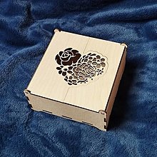 Úložné priestory & Organizácia - Drevená krabička "kvety" - 15815756_