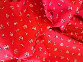 Textil - Bavlnené látky (biele kvietky na červenom podklade) - 15816043_