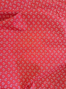 Textil - Bavlnené látky (biele kvietky na červenom podklade (drobný vzor)) - 15816054_