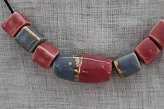 Náhrdelníky - Keramický náhrdelník zlatený - 15826145_